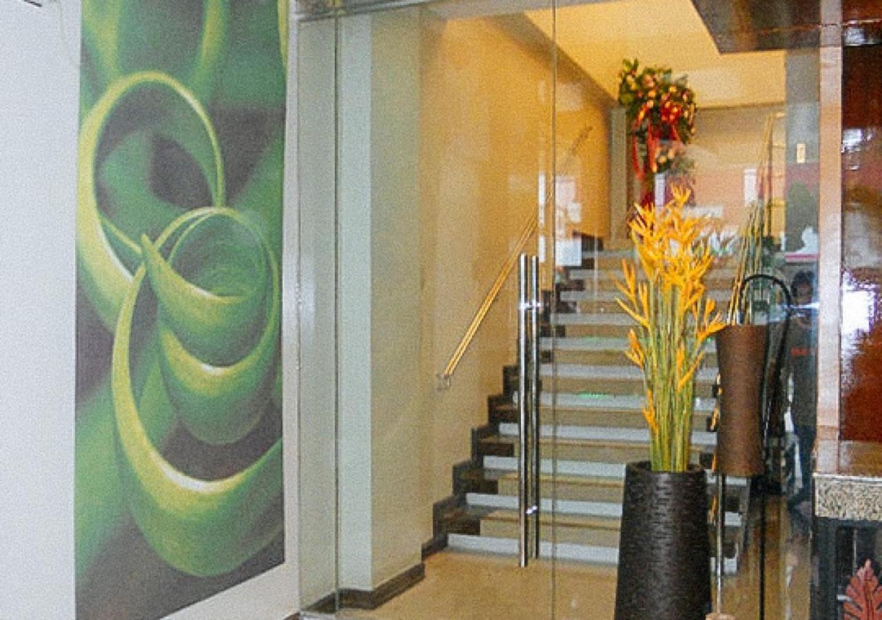 Sky Garden Hotel By Reddoorz Роксас Екстер'єр фото
