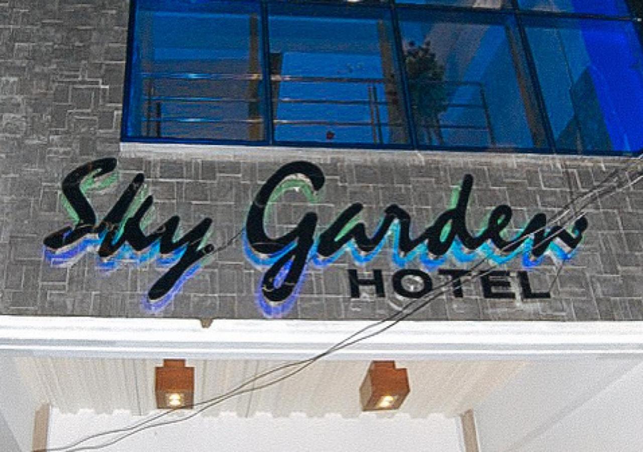 Sky Garden Hotel By Reddoorz Роксас Екстер'єр фото